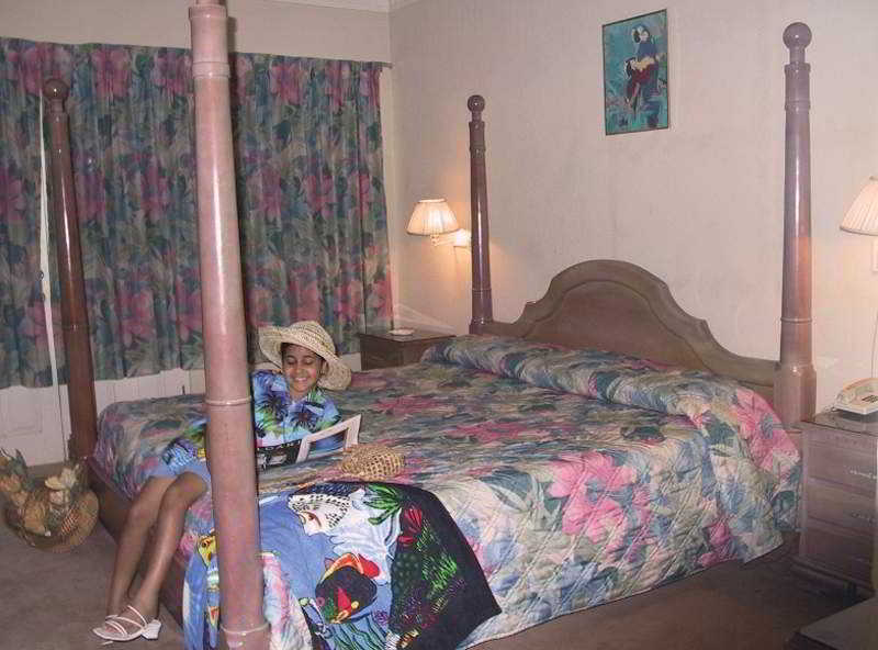 Village Hotel Ocho Rios Szoba fotó